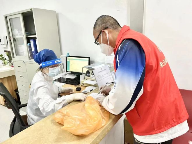 佛山24小时高价回收医保(24小时高价回收医保医保套出)